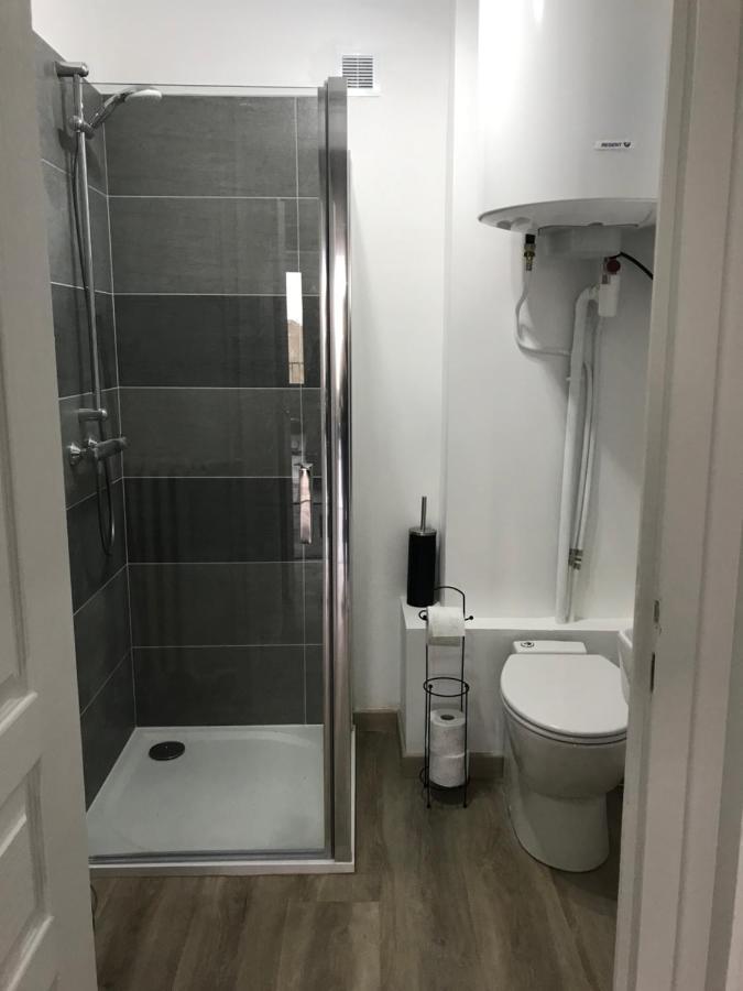 Bel Appartement Renove, Spacieux Et Lumineux Bourg-en-Bresse Exterior photo